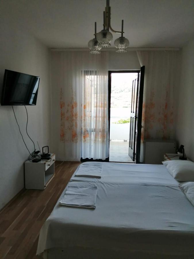 Apartmani Vuksanovic Pag Town Dış mekan fotoğraf