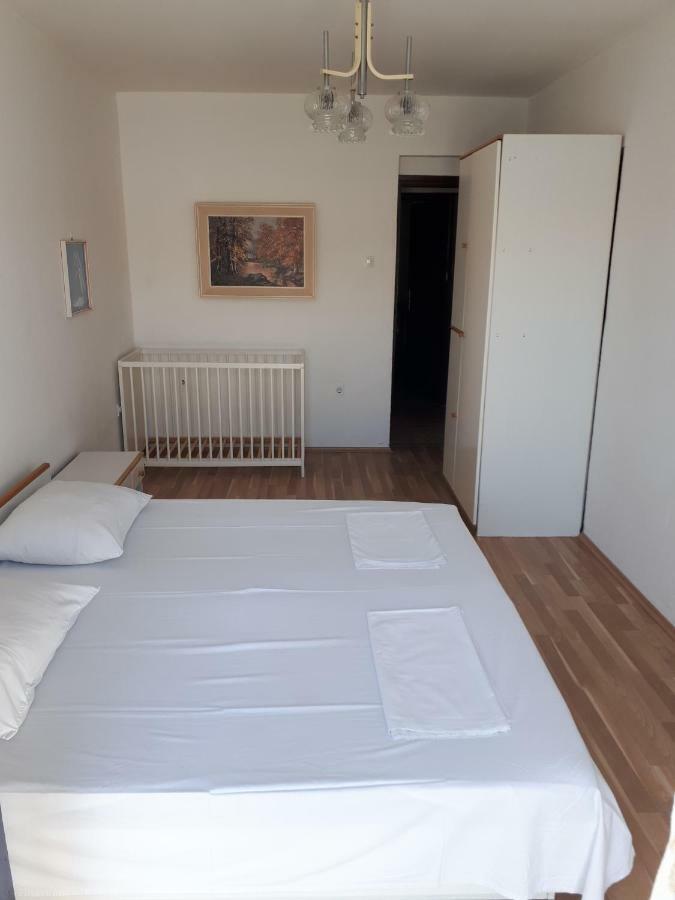 Apartmani Vuksanovic Pag Town Dış mekan fotoğraf