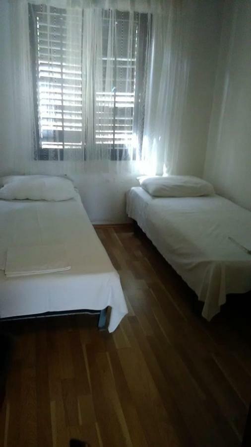Apartmani Vuksanovic Pag Town Dış mekan fotoğraf